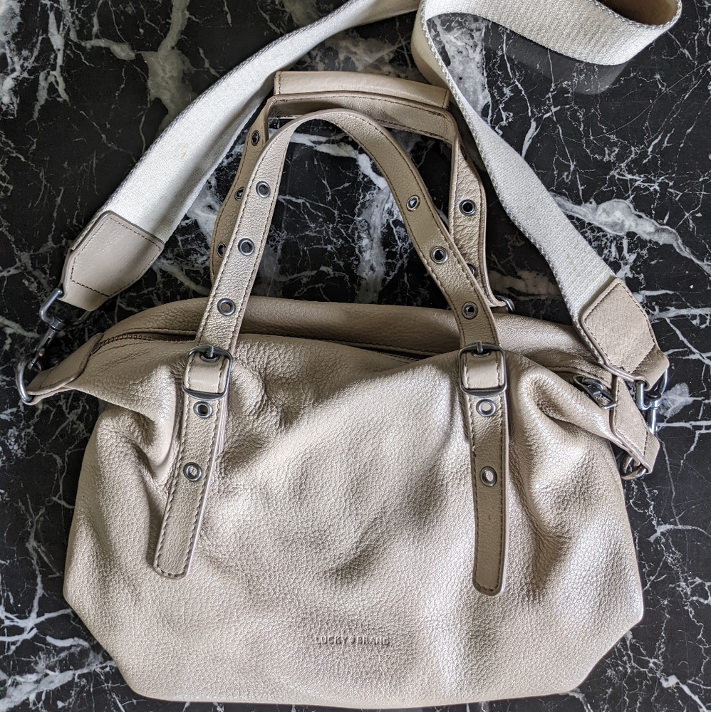 Lucky Brand beige leather crossbody purse
